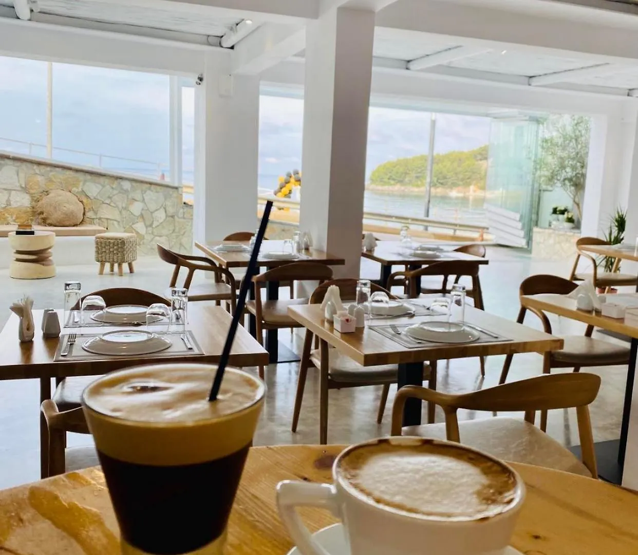 Geo & Art Boutique Hotel Himara Himare