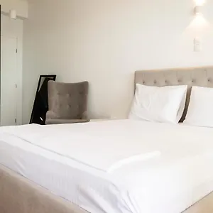 Hotel Ionio I, Himarë